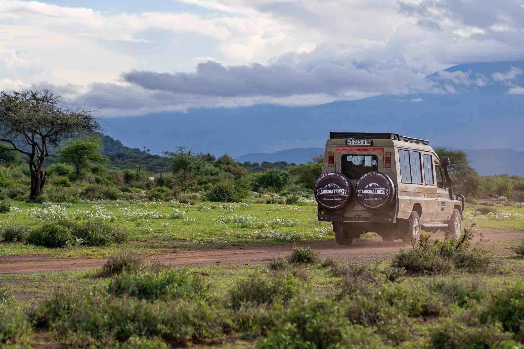 Arusha Trips safari car tanzania